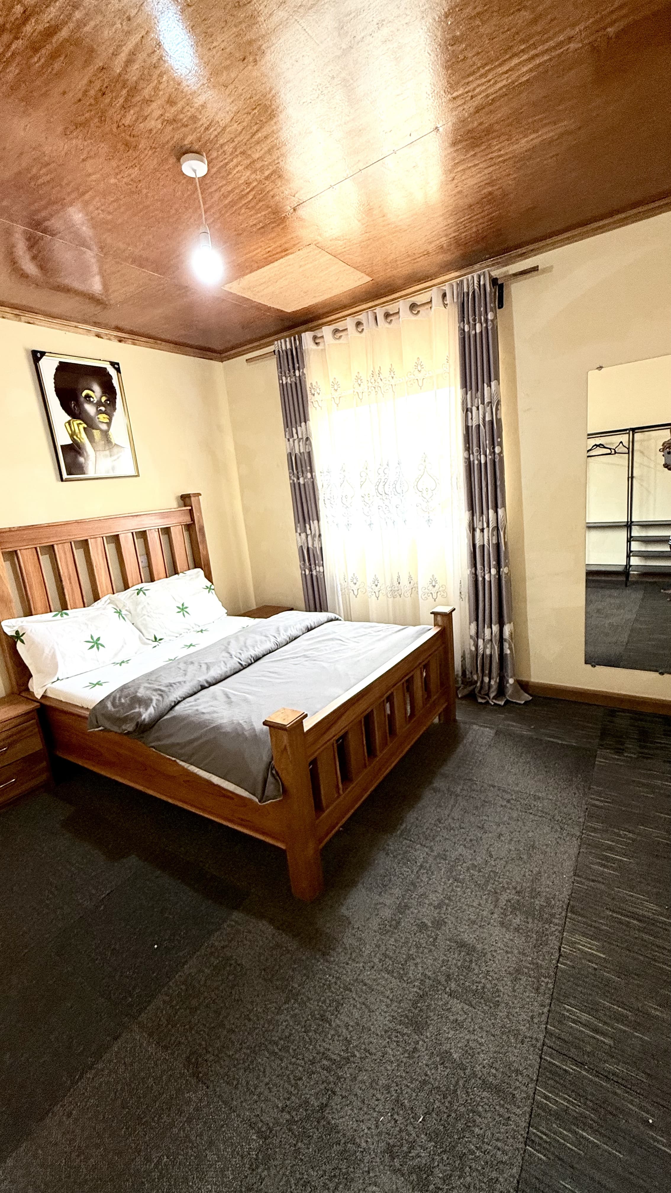 Apartment gallery image 2